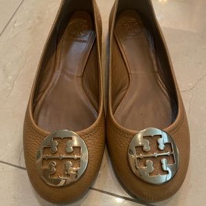 Tory Burch flats in size 8